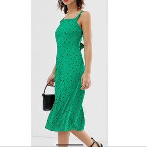 Midi brand new dress with tag! Size 4/6 from ASOS from the brand “warehouse”